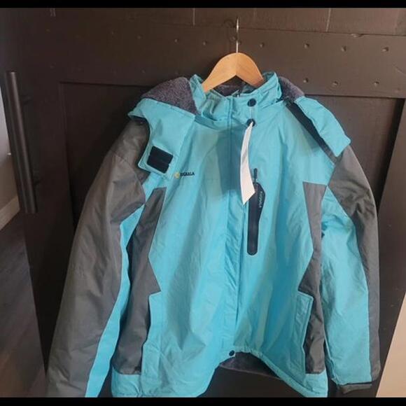 KUGNALA NEW TAG WATERPROOF JACKET, XXL REMOVABLE HOOD - Picture 2 of 6